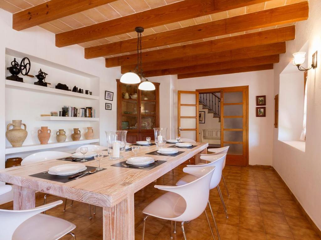 Villa Baster *